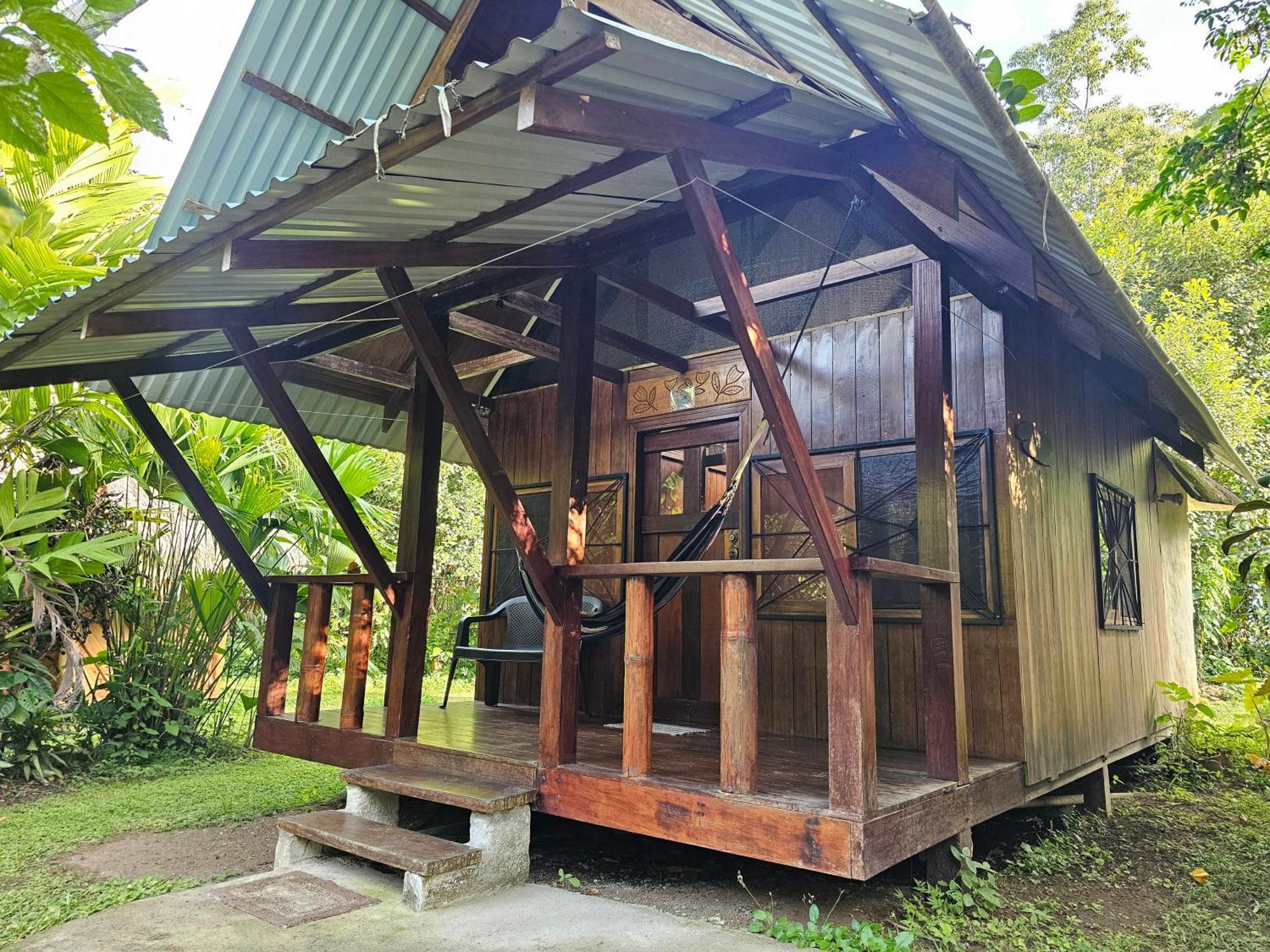 Wildlife Lodge Cahuita Exterior photo