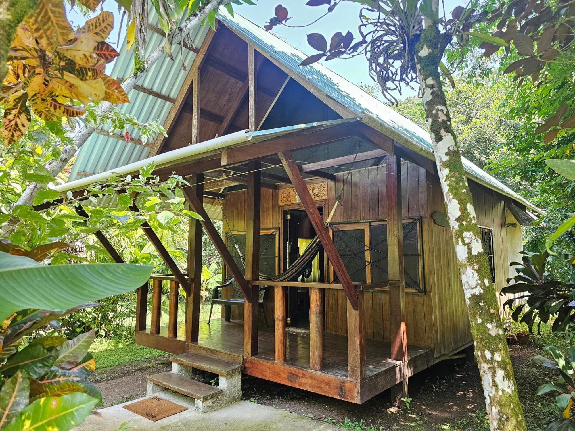 Wildlife Lodge Cahuita Exterior photo